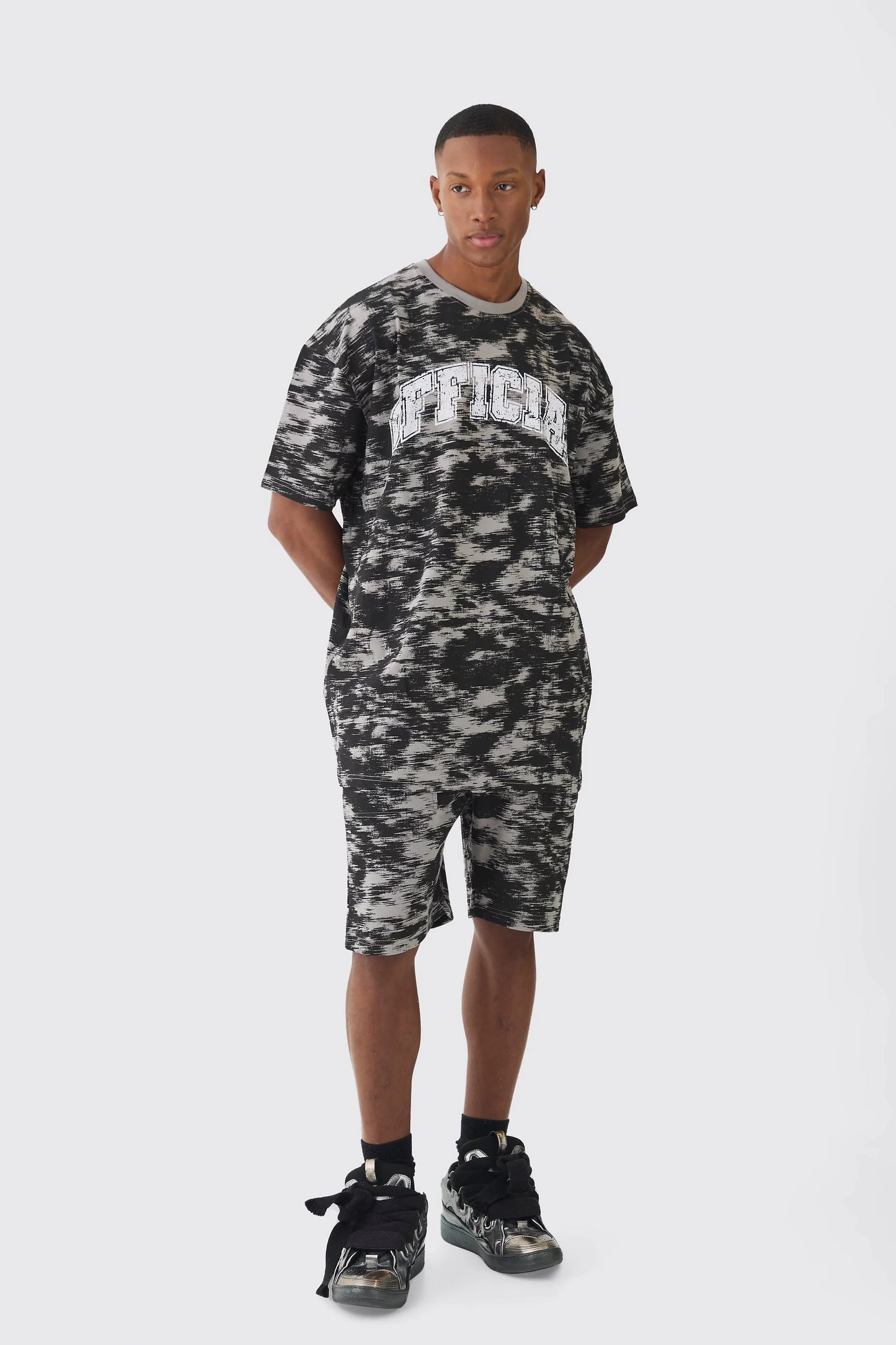 Conjunto de Camiseta Oversize y Short Ofcl dark camo